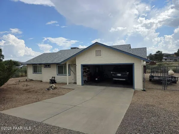 20043 E Prickly Pear Dr, Mayer, AZ 86333