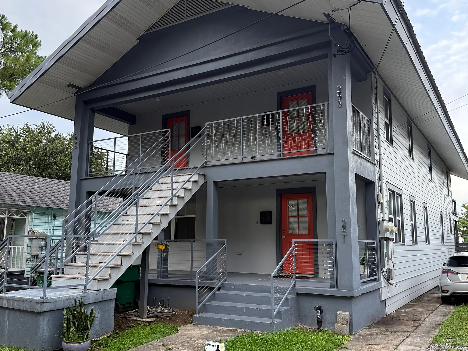 255 Papworth Ave — Photo 3