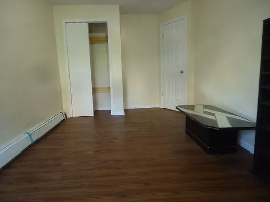 Rented by Hakeem Shahid, LREB | media 8