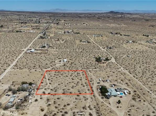 760 Carmel St #28, Joshua Tree, CA 92252