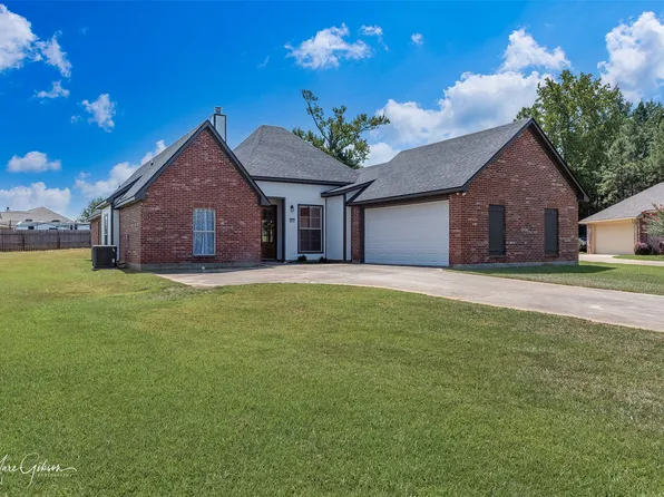 4855 Birdie Ln, Shreveport, LA 71107