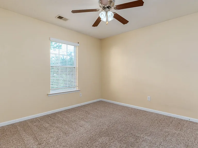 262 Whitton Ln — Photo 15