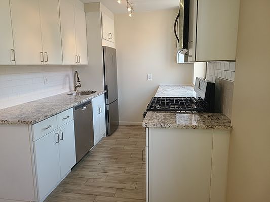 2nd image of 656 Nostrand Ave #2R