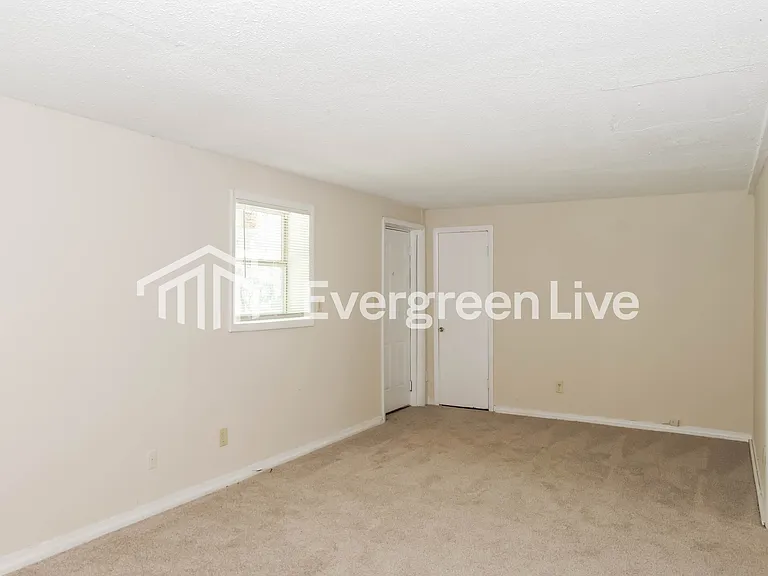 3216 Uvalde Ln NW — Photo 9