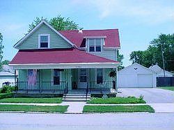 1st image of 611 S Main St