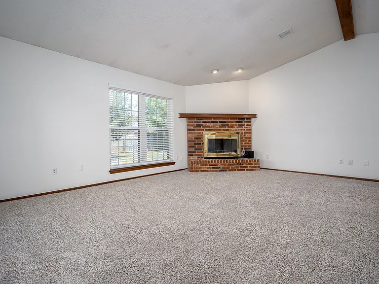 2605 Pennington Ave — Photo 7
