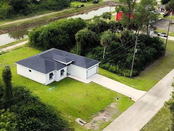 3rd image of 6108 Stratton Rd