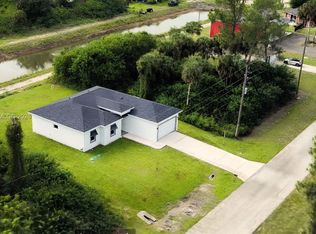 6108 Stratton Rd, Fort Myers, FL 33905