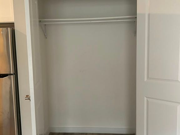 4th image of 14-20 Arlington St #2