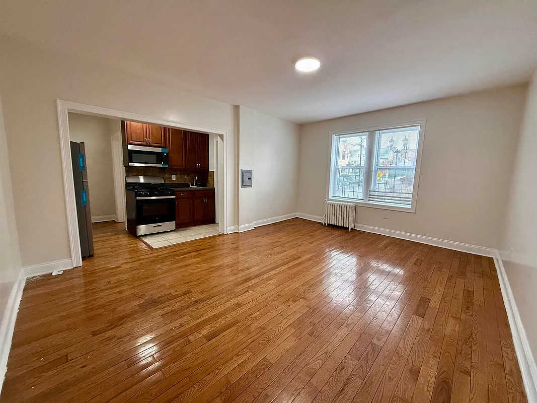 546 Bergen Avenue A7