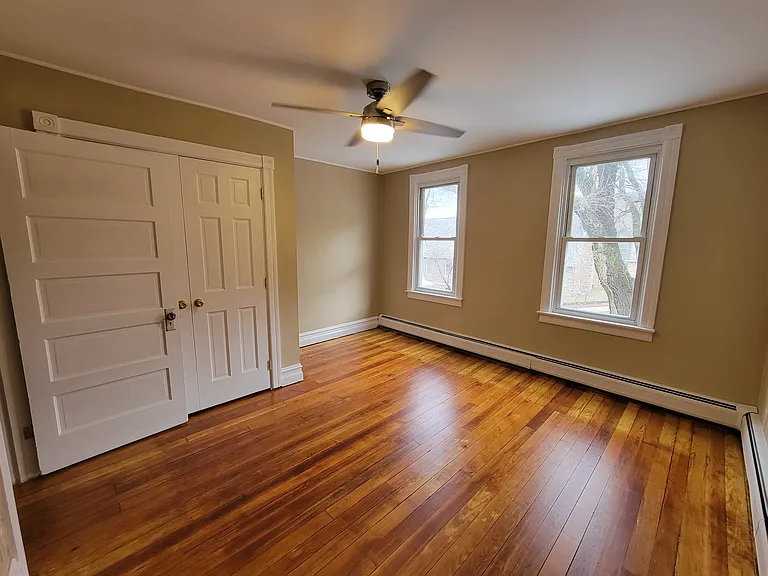 104 Springgarden St — Photo 7