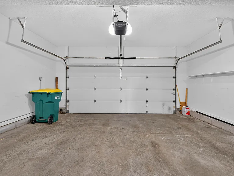 14802 Robinson St — Photo 29