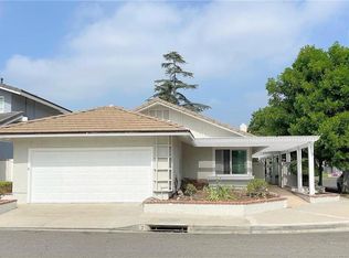 2 Sparrowhawk, Irvine, CA 92604