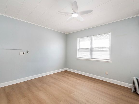 4th image of 159 Ackerman Ave APT 1