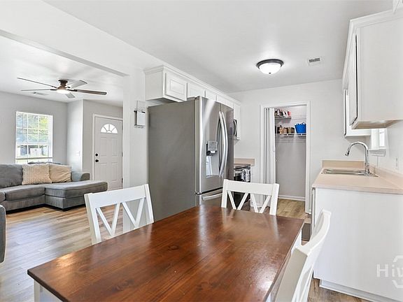 4th image of 107 Reese Way