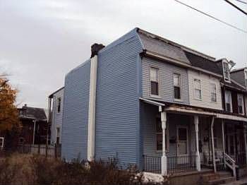 2nd image of 1520 Thompson St