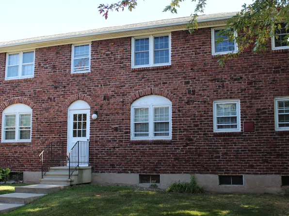 201 Regan Road APT 12D, Vernon, CT 06066