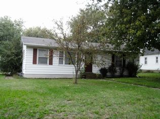 407 Grant St, Pana, IL 62557