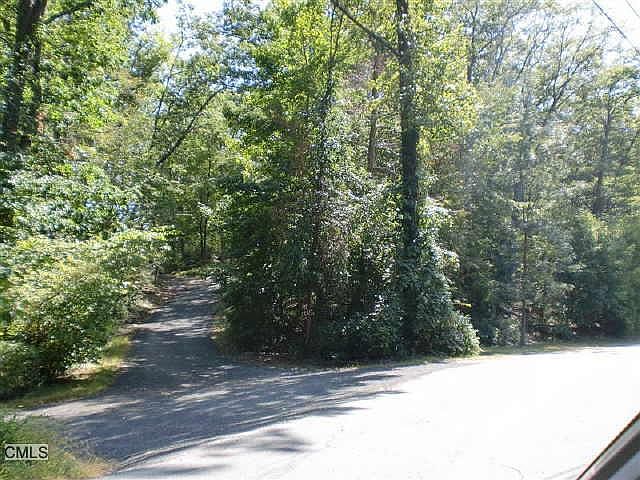 1st image of 35 South Lake Drive