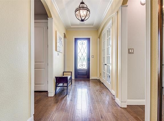 4th image of 10249 Bloom Dr