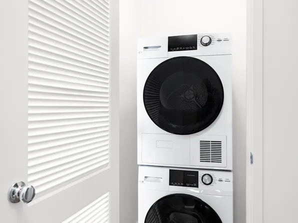 2 Fifth Avenue image 11 of 11