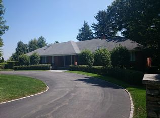 45 Singletree Rd, Brookline, MA 02467