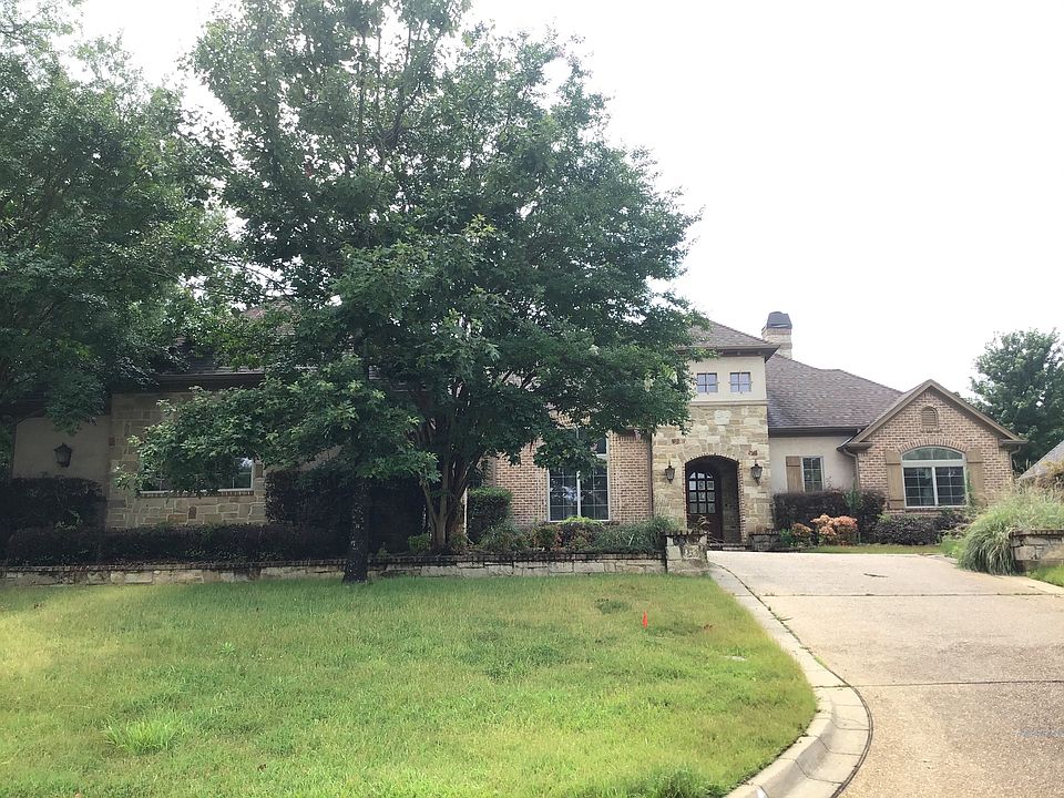1st image of 1025 Riverwood Dr