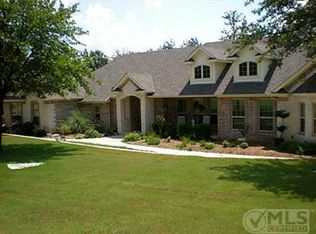 1028 Roadrunner Trl, Glen Rose, TX 76043