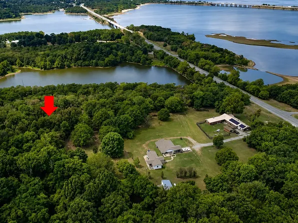 Redbud Ln, Eufaula, OK 74432