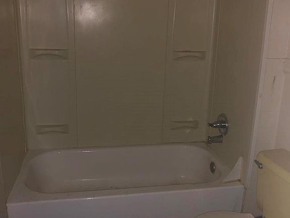 3rd image of 6137 Washington Ave