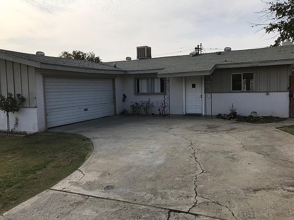 2nd image of 2728 Tangerine St