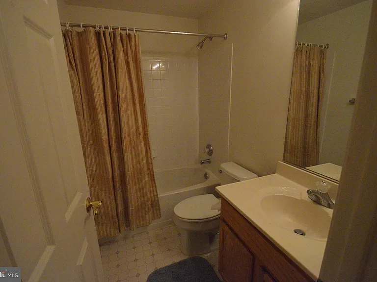325 Winter Walk Dr — Photo 37