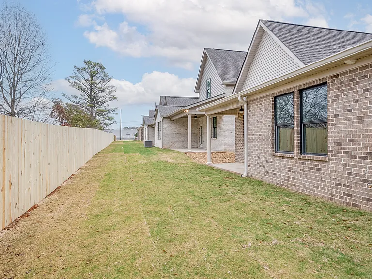 Stonebrook — Photo 67