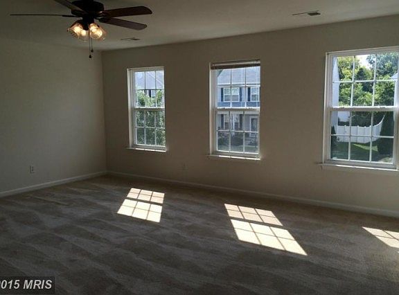 3rd image of 1013 River Walk St