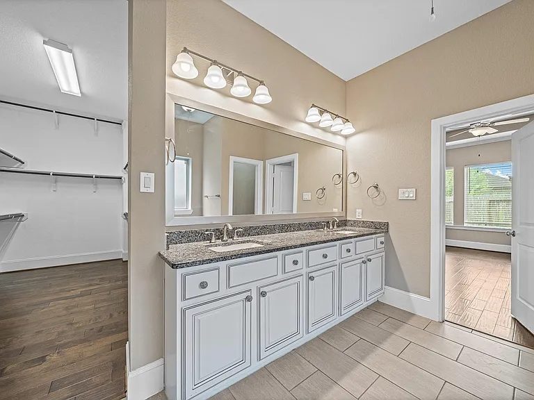 2907 Jadestone Ln — Photo 36
