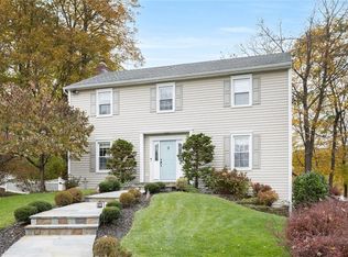 3 Bedford Mews St, Pleasantville, NY 10570