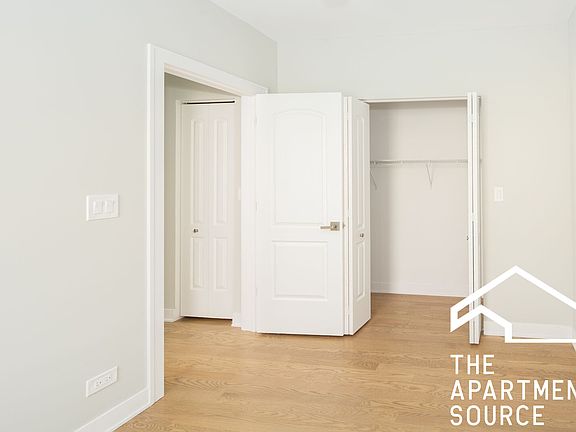 2nd image of 4838 N Wolcott Ave #1