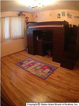 4th image of 119 Kennington St