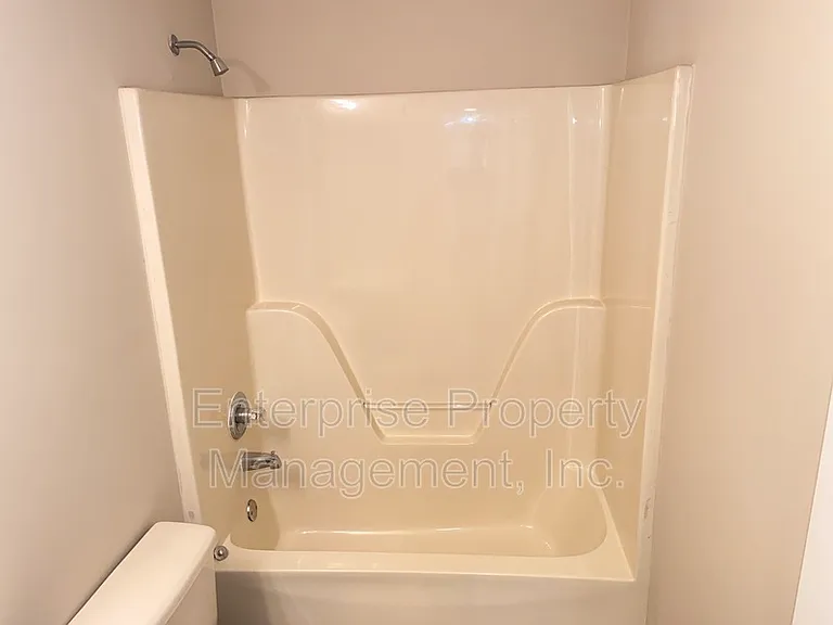 3794 Walden Meadow Dr — Photo 12