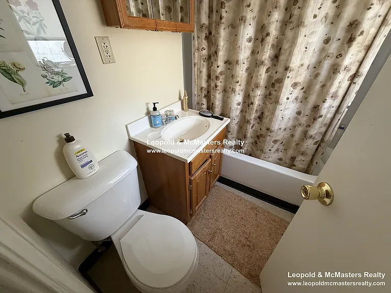 Kelton Street Apartments — Photo 71