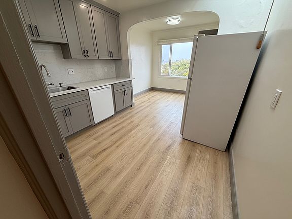 4th image of 1628 Ortega St