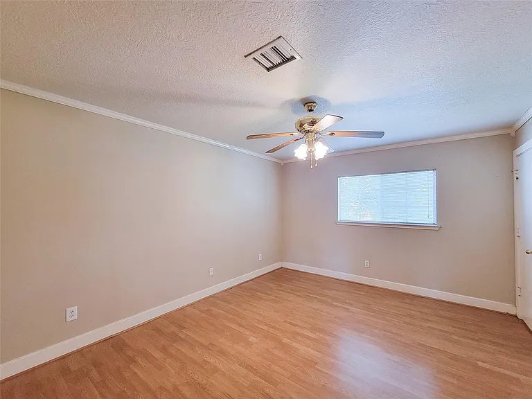 9607 Farrell Dr — Photo 29