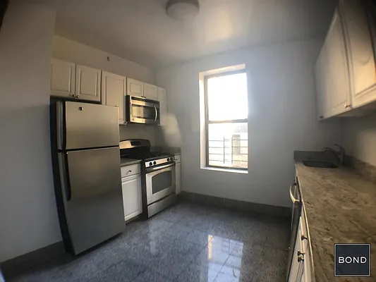 Rented by Bond New York | media 24