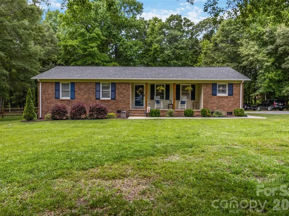 3457 Autumn Lake Dr, Rock Hill, SC 29730