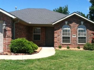 3768 W Tanyard Dr, Fayetteville, AR 72704