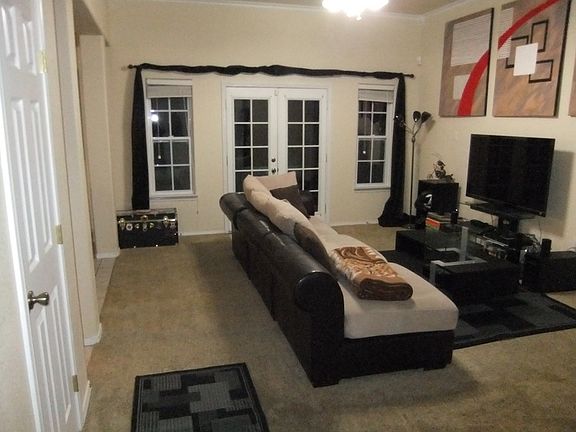3rd image of 2325 Jadyn Ln