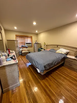 Rented by ERNY LLC | media 34