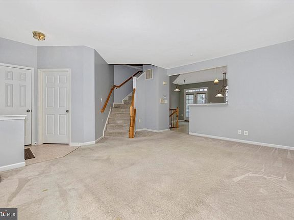 4th image of 1788 Wheyfield Dr