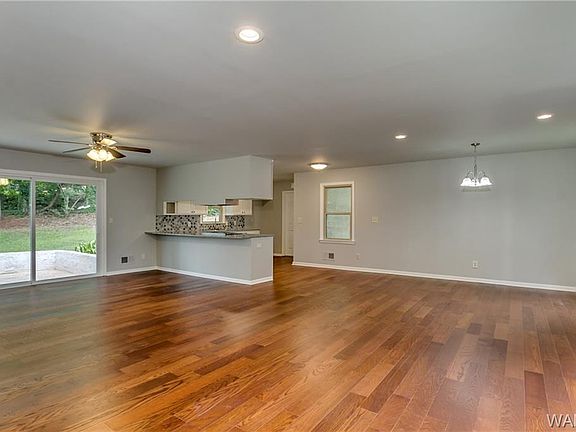 5th image of 3704 Biscayne Hills Dr