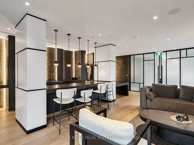 110 Broadway Ave #2910 — Photo 35